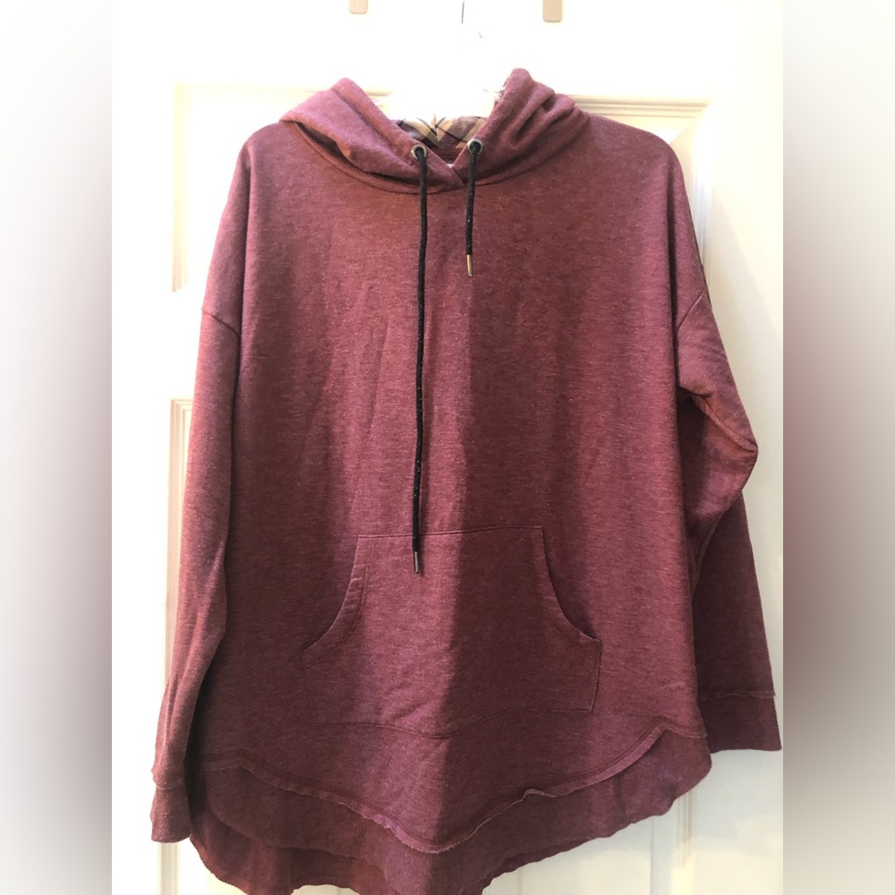 Maurice’s faded cranberry colored hoodie with plaid. Size X large.